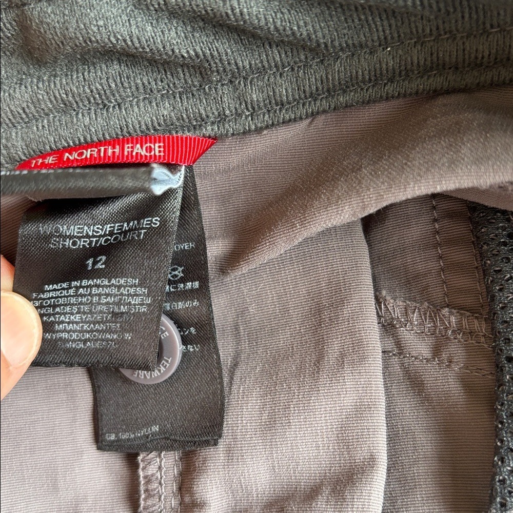 The North Face Hiking shorts Women's 12 hiking 4.5" Inseam walking gorpcore - Picture 5 of 9